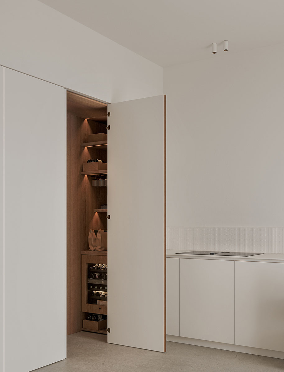 REKKER BATEK DOB2.jpg 2